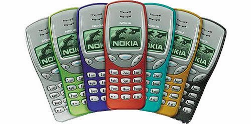 Nokia 3210 inayoshikilia nafasi ya pili ni moja ya simu maarufu sana, na ilikuja na gemu la Snake enzi hizo