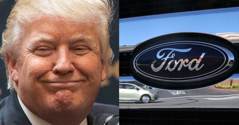 Bw. Trump Akiwa Pembeni Ya Logo Ya Ford