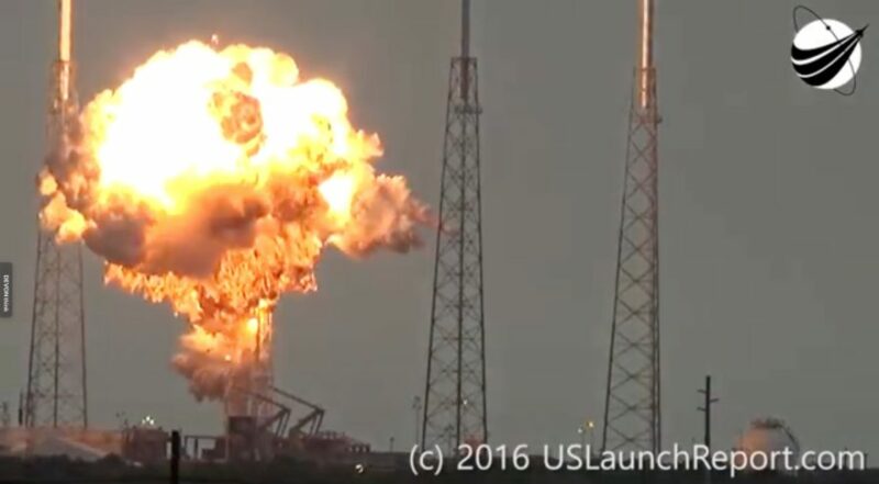 Roketi ya Falcon 9 ilipolipuka. satelaiti ya facebook